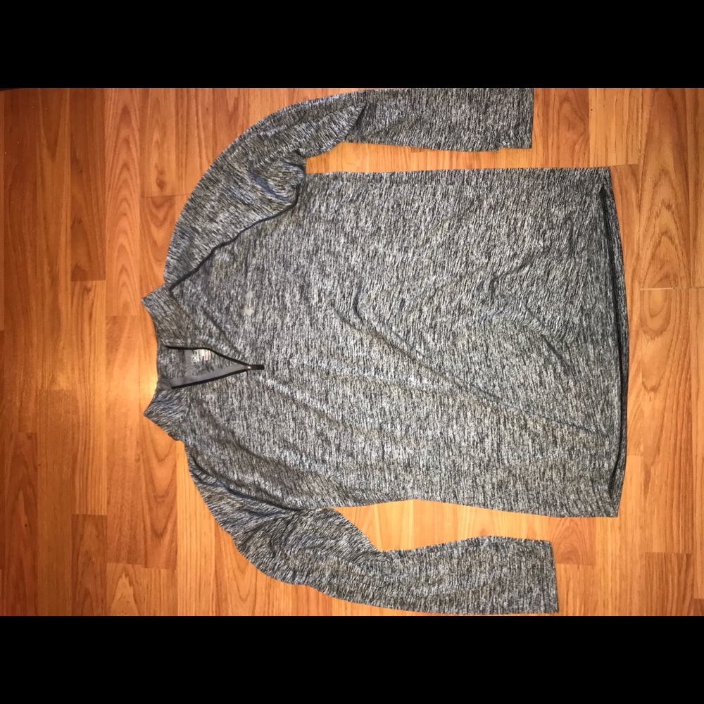 Men’s Under Armour quarter-zip